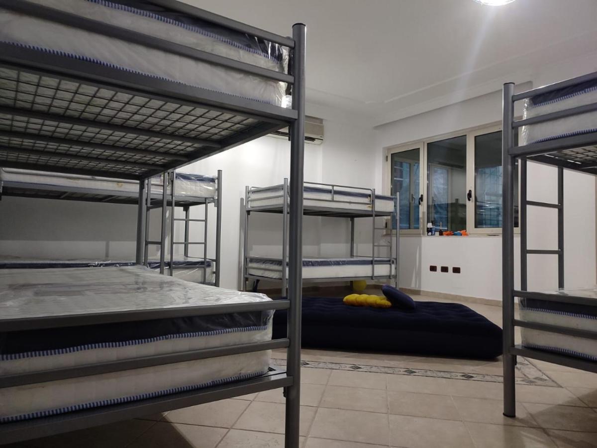 Hostel Nena Semi Tirana Zewnętrze zdjęcie